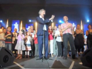 PATRICK SEBASTIEN FAIT CHANTER LE CREUSOT