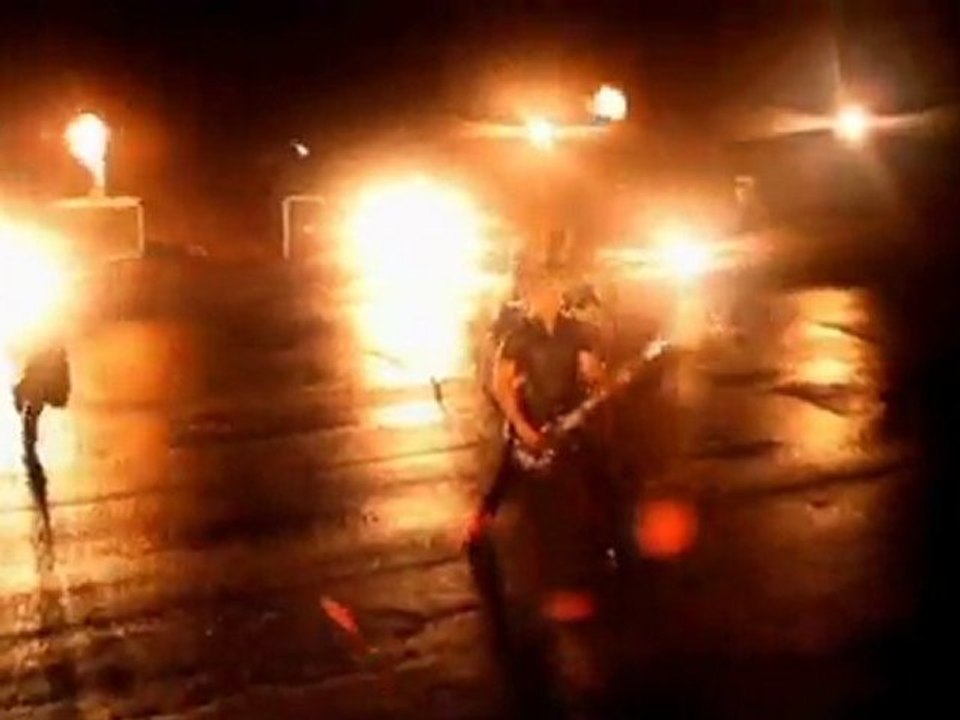 Skillet - Hero [HD] - 8)