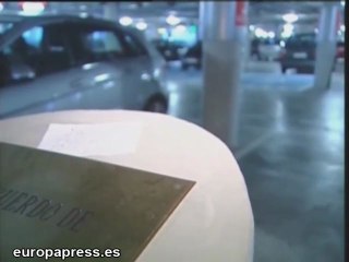 Placas conmemorativas del atentado de ETA en la T4