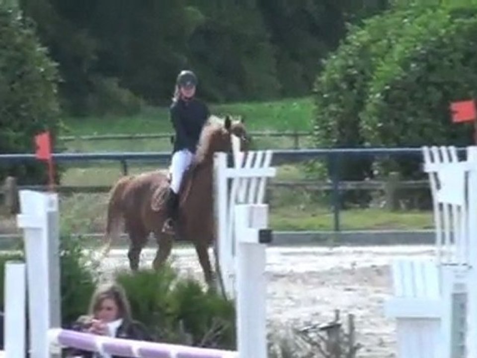 Lorigan-Hénin-2011-06-2011