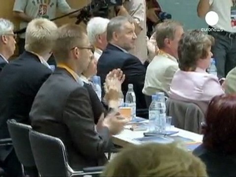 Merkel faces CDU anger over second Greek bailout