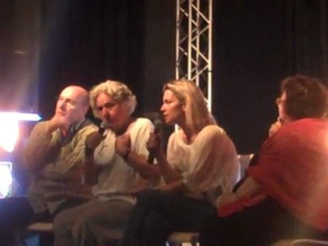 Η Α. Μουσκίν απαντά στο cosmo.gr για την χθεσινή της πρωτοβουλία στο Σύνταγμα