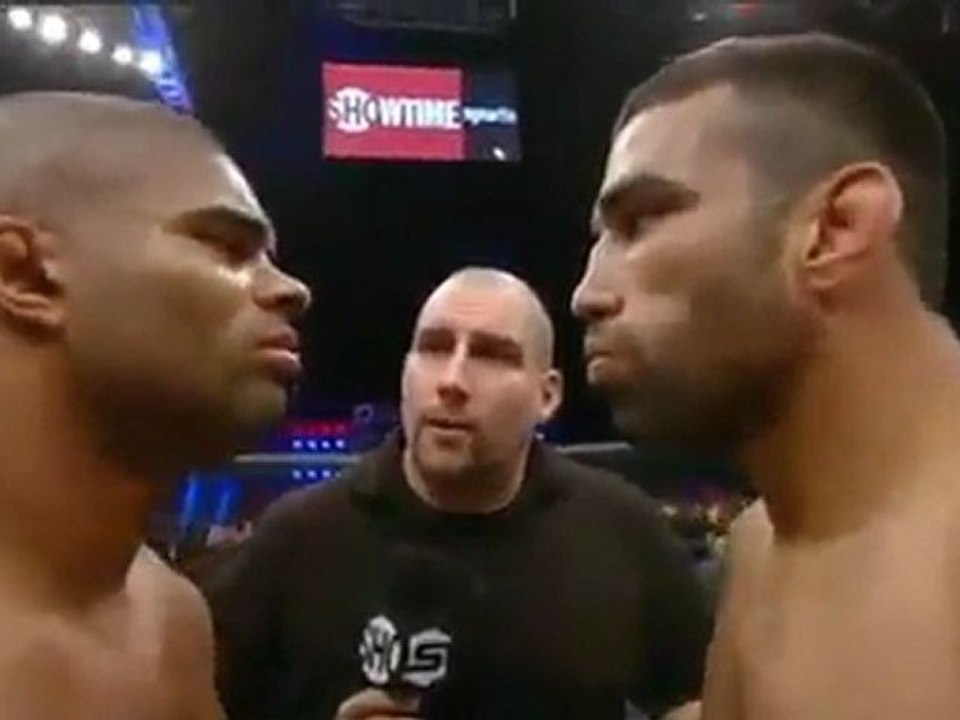 Alistair Overeem vs Fabricio Werdum Part 1 Strikeforce Gp