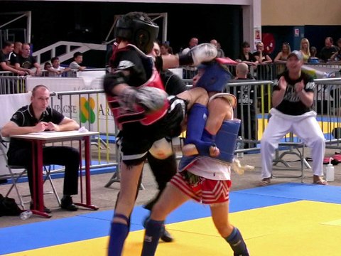 SOFIANE LIMOUSIN_Champion de France 2011 Muay-Thaï (Châlons-en-champagne 21.05.11)