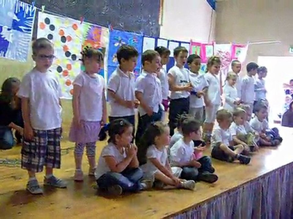 SPECTACLE 2011 PETITS MOYENS