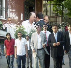 DİKENİ GÜL EYLEMEK-MUHSİN YAZICIOĞLU