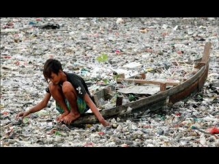 Pollution fleuve Citarum Ile de java Indonésie !