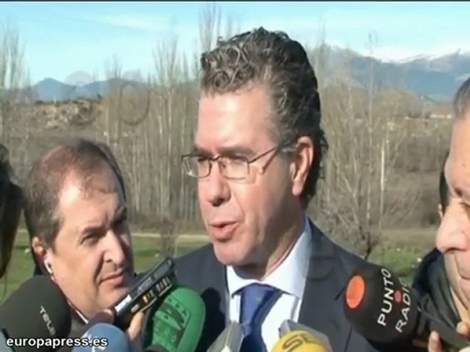 Granados durante la visita a Colmenar Viejo