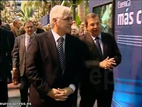 Barreda visita una exposición de Atocha