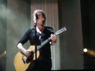 Jean Louis Aubert à chambéry  demain là bas peut être