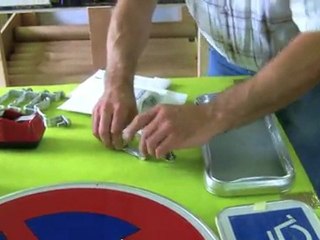 Panneau de signalisation en 72h