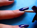 Comment bien poser son vernis à ongles