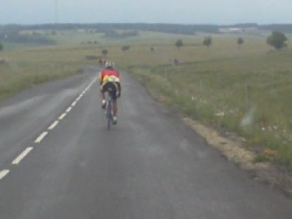 Cyclo Club Kingersheim (CCK) - Jean-Marie S.  à Très Grande Vitesse sur les routes du Mont Gerbier de Jonc lors de l'Ardéchoise 2011 _ IMGP1802
