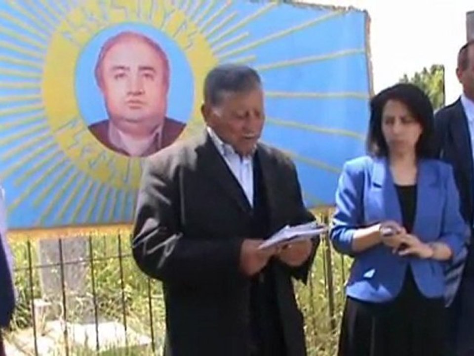 Eleddin_İnceli_Asif_ Ata_Sonevini Ziyaret_ Merasiminde_5 _Sole_Ayi_33-il_(05.06.2011)