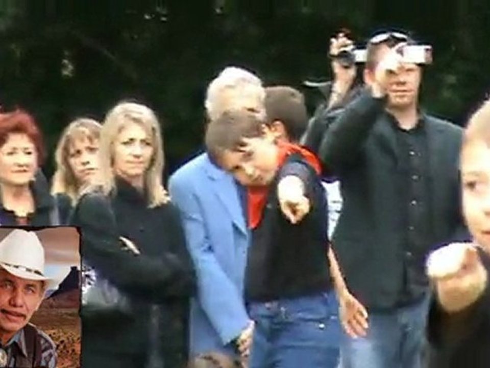 BENDJY DANS GREASE AVEC OLIVIA NEWTON-JOHN TOUNAGE AU COLLEGE ST URSULE RIEDISHEIM 19 JUIN 2011