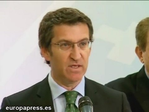 Feijóo visita escuela de A Cañiza (Pontevedra)