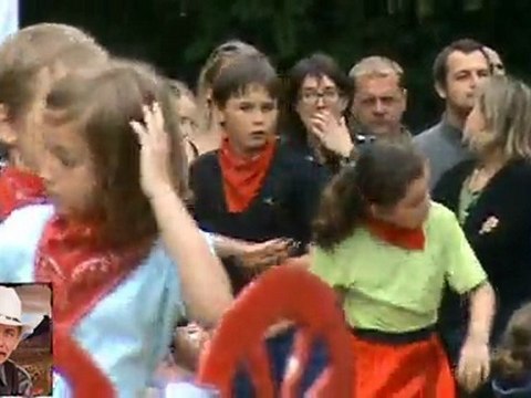 BENDJY DANS GREASE AVEC OLIVIA NEWTON-JOHN TOUNAGE AU COLLEGE ST URSULE RIEDISHEIM 19 JUIN 2011