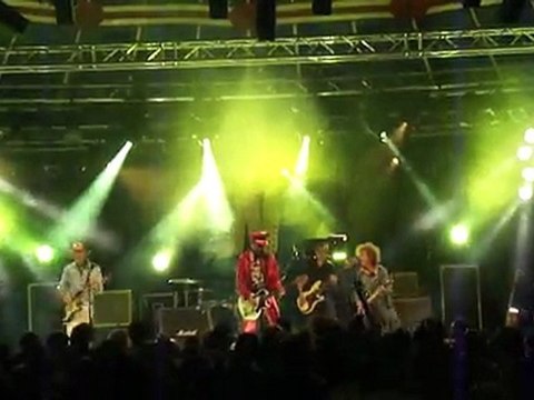 Intro Les Wampas Satiradax 2011 Comme Un Punk En Hiver