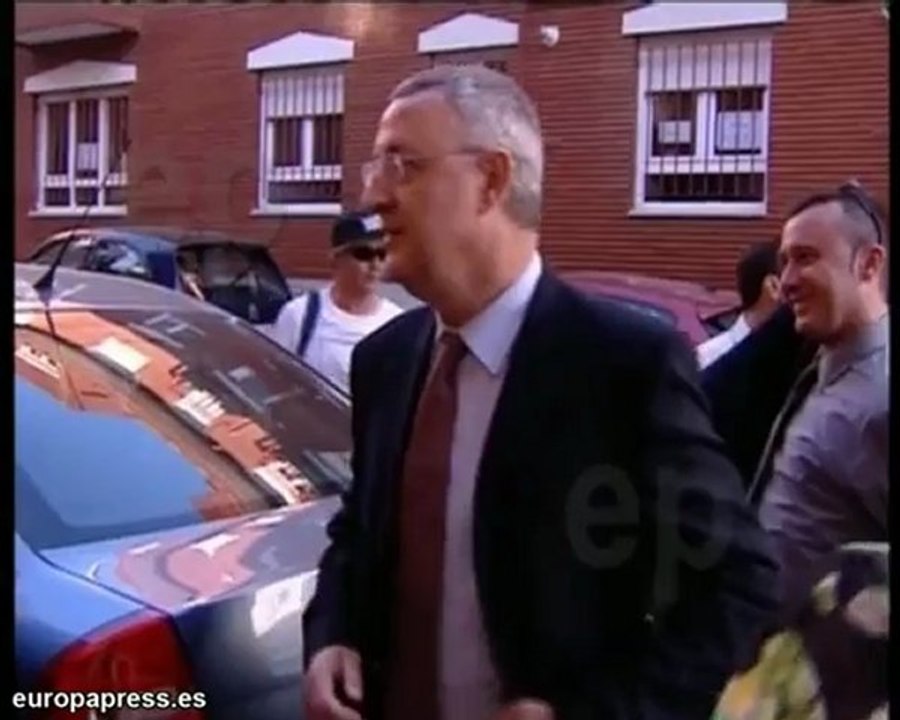 PSOE recupera a Caldera para debate pensiones