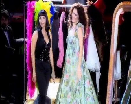 Sertab Erener & Nil Karaibrahimgil - Kendime Yeni Bir Ben Lazım