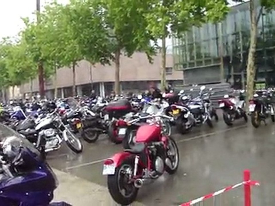 Début de manif 18 juin à Rennes