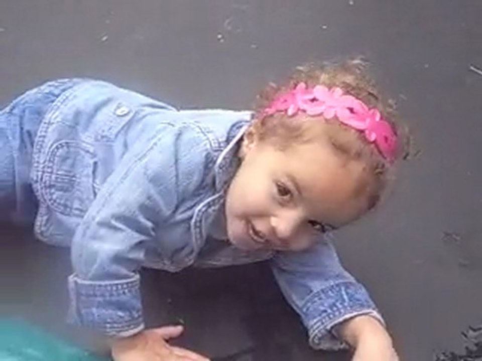 RMOV0344vive le trampoling mdrrr