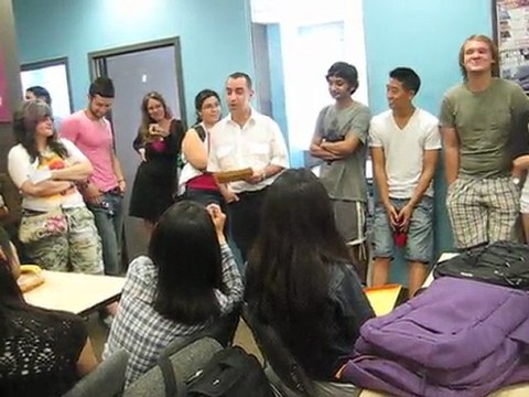 The graduation speech of a student from France who studied English at Geos Montreal