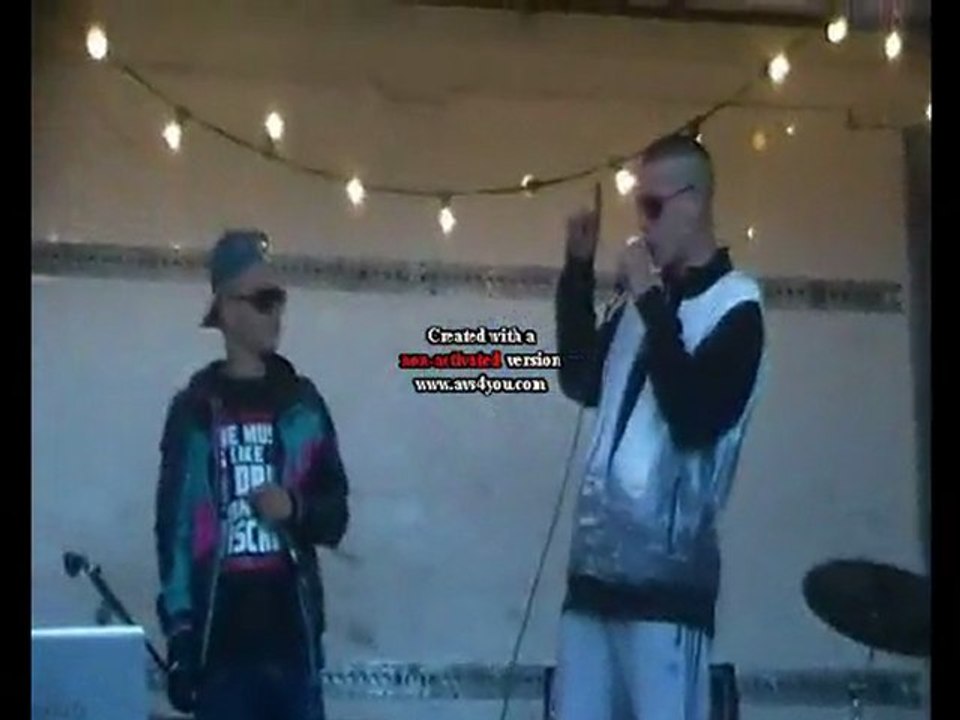 ekivok live