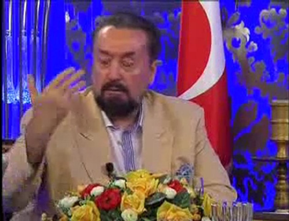 Tebliğ yapan kişi asıl kendi eğitilir (Adnan Oktar)