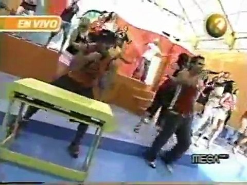 mekano Rogelio y Caco - On the table 2004