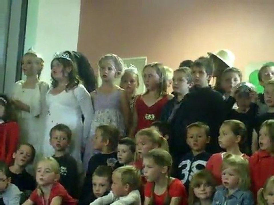 chant ines manon kermesse