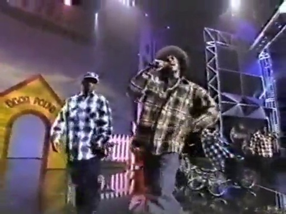 Snoop Dogg, Dr Dre & Tha Dogg Pound "Gin & Juice" Live @ ABC American Music Awards, Shrine Auditorium, Los Angeles, CA, 02-07-1994