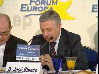 Blanco en desayuno informativo