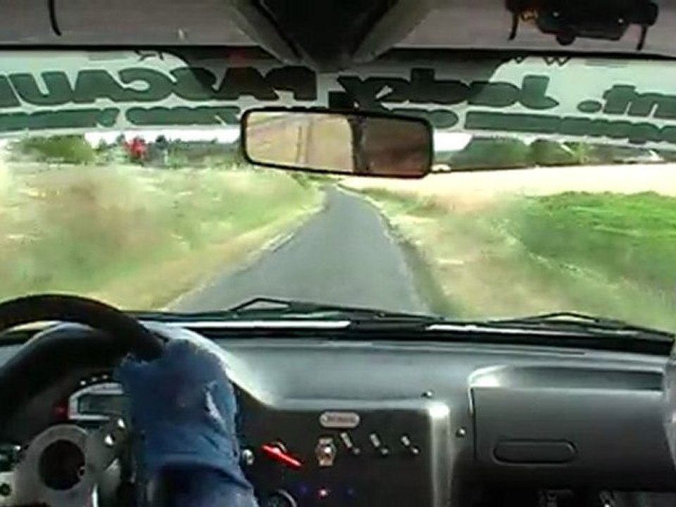 surin/tirel rallye chinon 2011 ES1