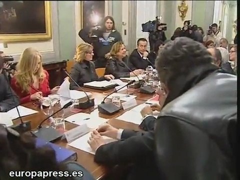 Reunión de Caamaño con consejeros de justicia