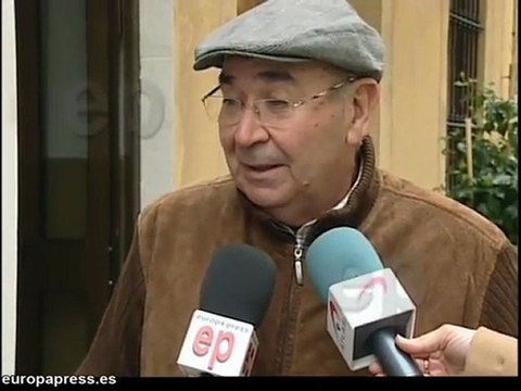 Vecinos protestan por ruido de fumadores en terraza