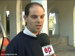 Grave una niña que cayó desde un cuarto piso
