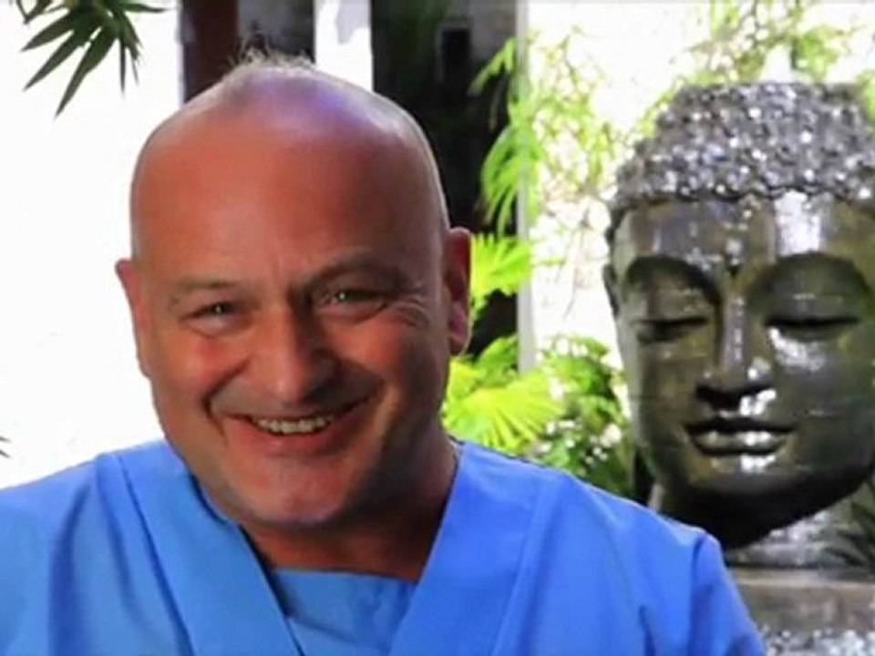 Claude Juillard et la clinique de chirurgie esthétique de l'Ile Maurice