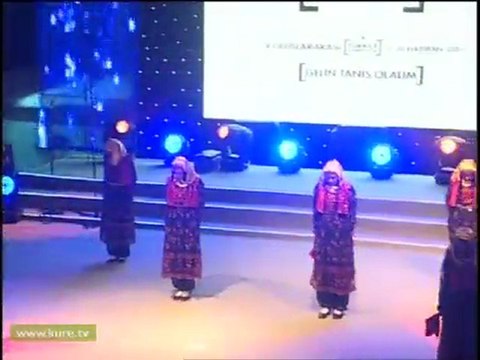 Türkmenistan Muş halk dansı Bursa 9.Türkçe Olimpiyatları
