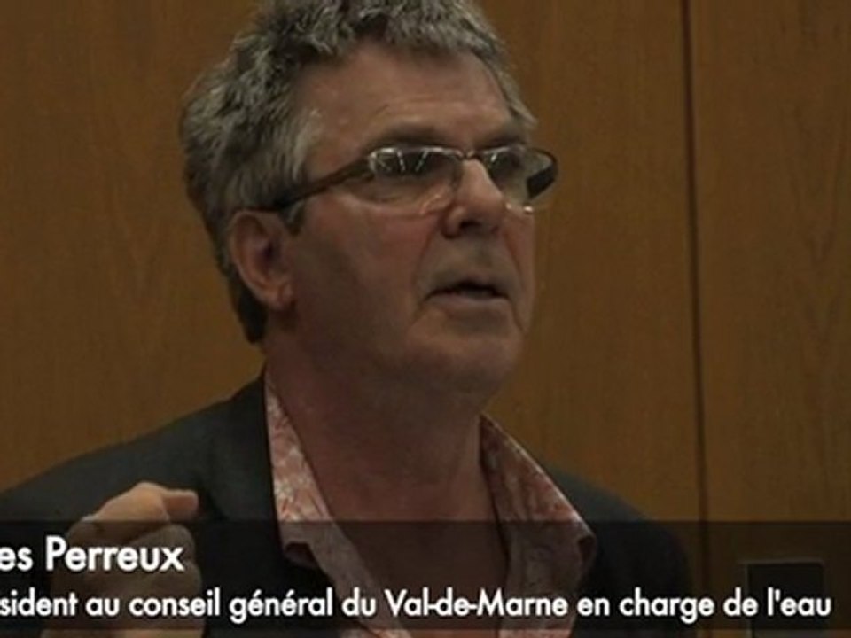 Jacques Perreux : du verre à la mer, l'eau un bien public.