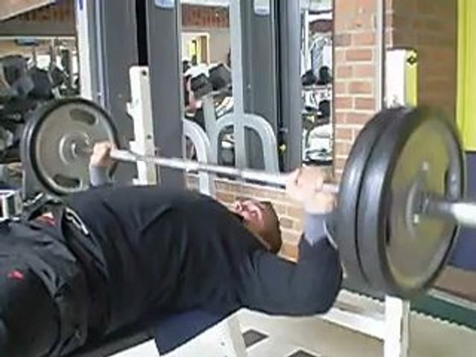 benchpress 30 * 100 kilos