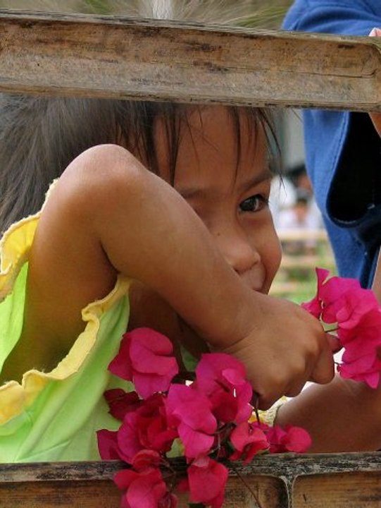 Les Gens : Enfant Gamine solo