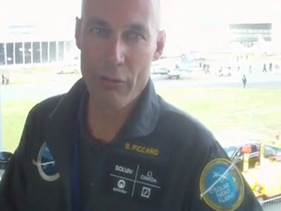 Bertrand PICCARD André BORSCHBERG et l'équipe de Solar Impulse : l'événement du Salon du Bourget 2011