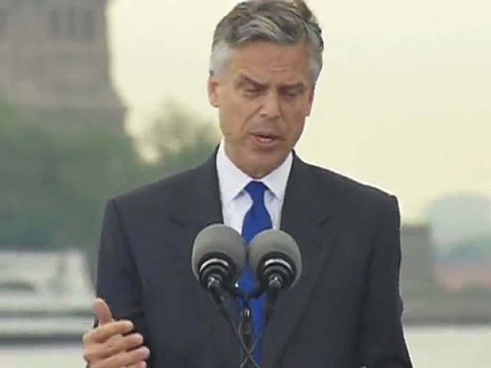 Ex China envoy Huntsman launches White House bid