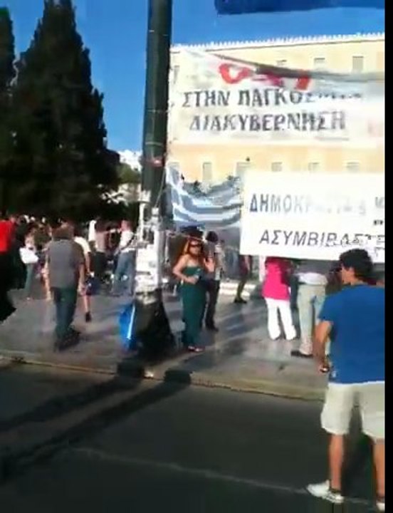 Αγανακτισμένοι στο Σύνταγμα 28η μέρα