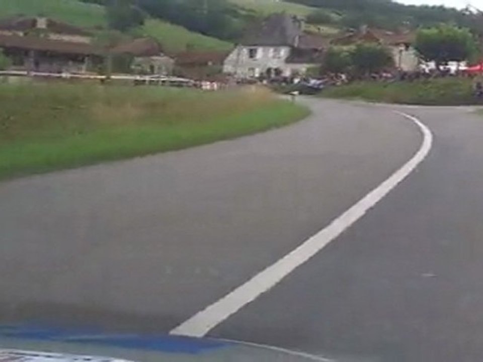 Es2 Rallye des 3 Châteaux 2011 Lamouret/Delpech Saxo Vts A6