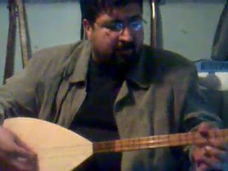 ahmet bilmen bir cocuk aglıyor