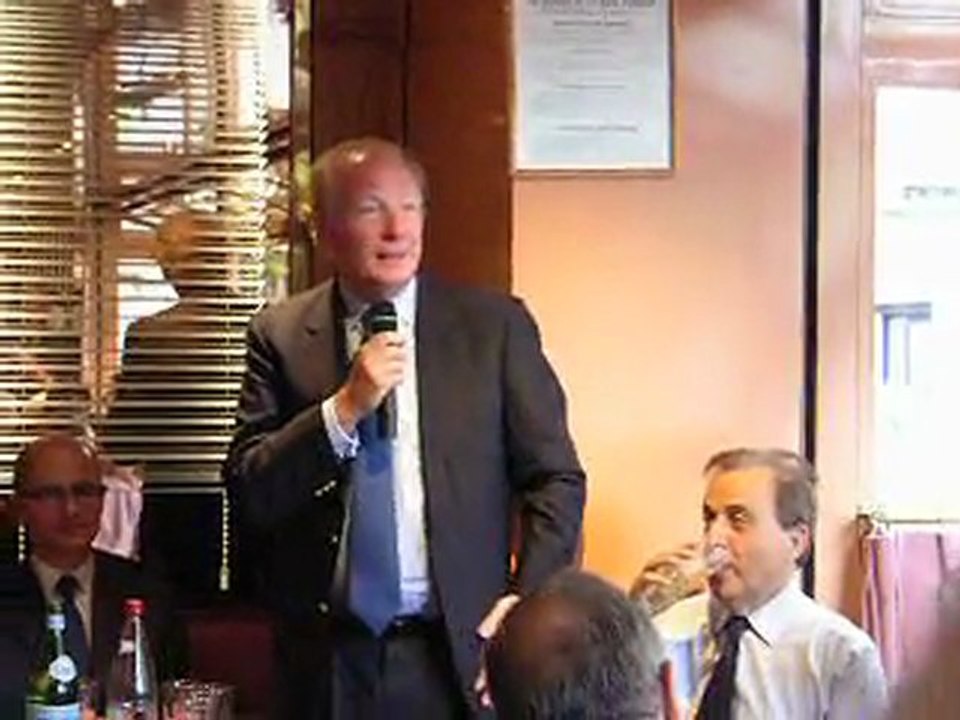 Les cafés de Neuilly avec Brice Hortefeu, Jean Sarkozy et Roger Karoutchi (ext.6)