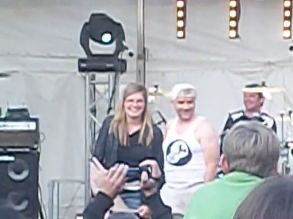 Elmer foot beat 3 =)