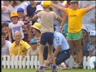 Cricket Greatest Wonders & Blunders - desipad.com - 1